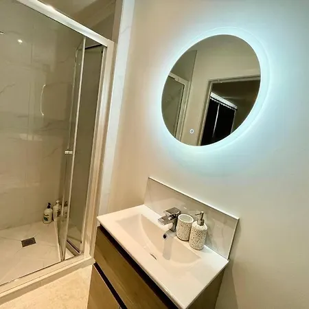 Nice New 3 Bedroom Townhouse U4 Hamilton Exterior photo