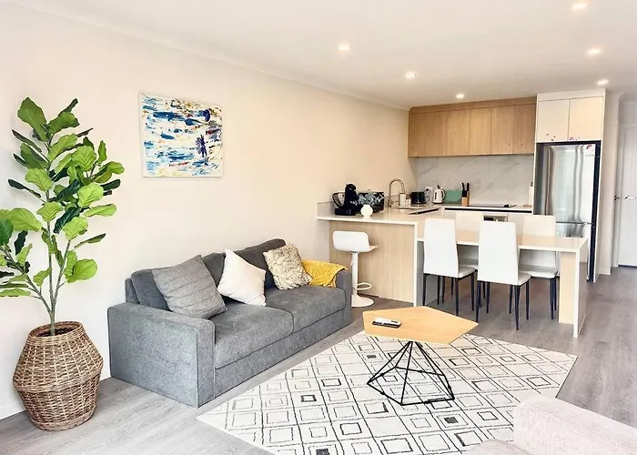 Nice New 3 Bedroom Townhouse U4